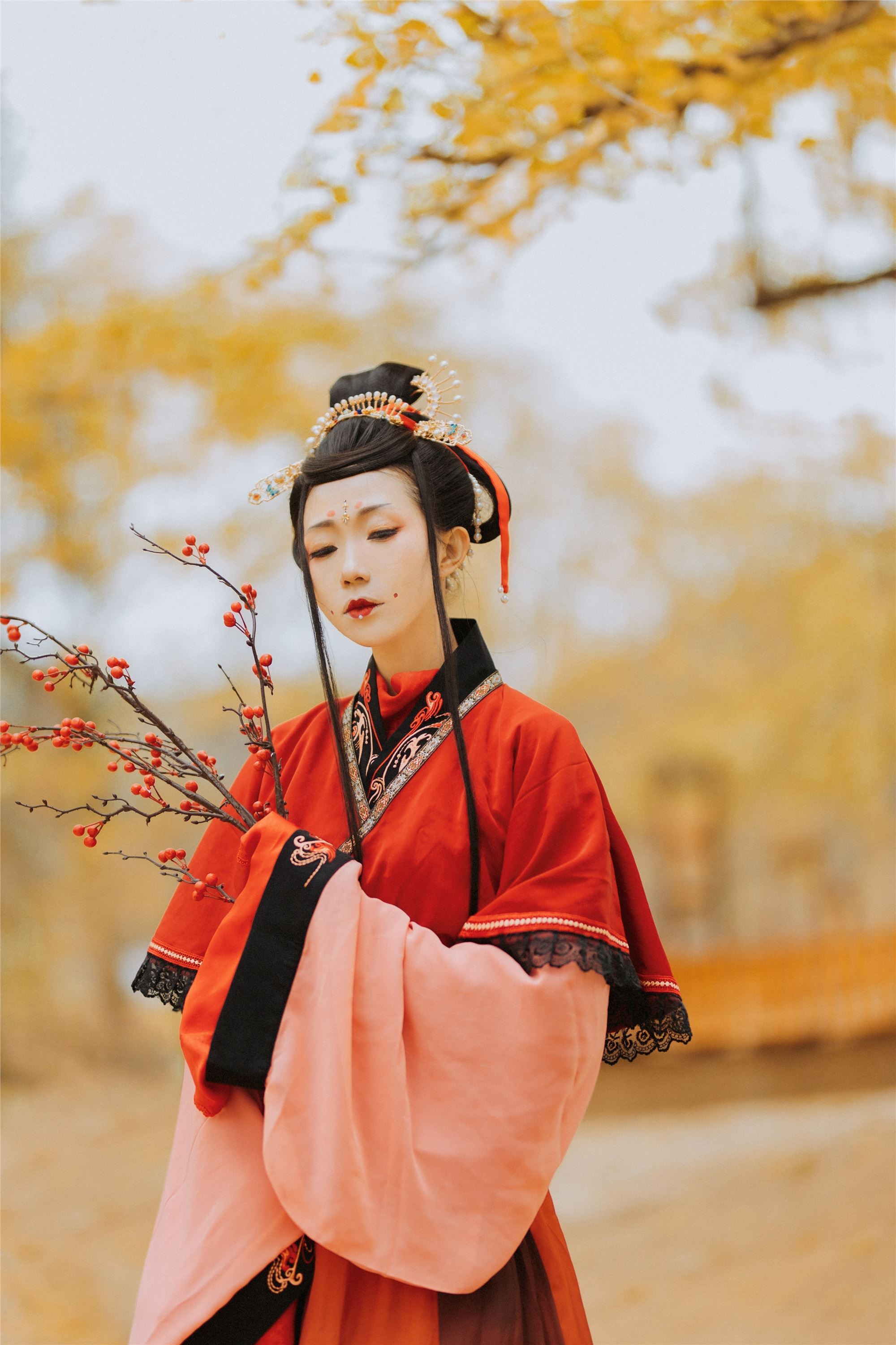 YITUYU艺图语 2021.09.03 满地秋 谭子